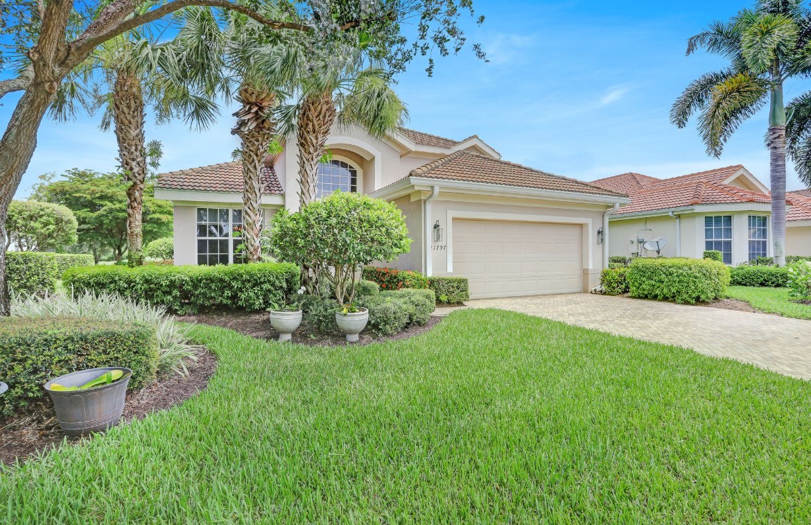 Listing# 15 Property Photo